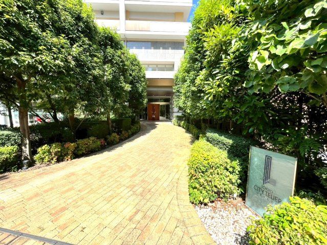 3LDK Apartment for Sale in Toshima-ku, Tokyo - 62 sqm - Thumbnail 2