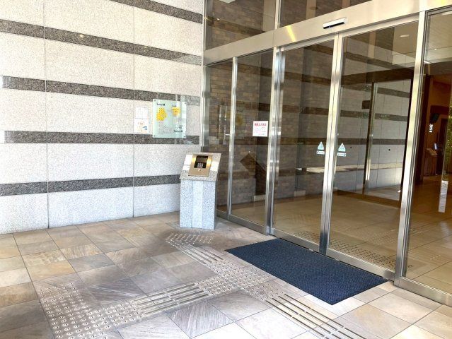 3LDK Apartment for Sale in Toshima-ku, Tokyo - 62 sqm - Thumbnail 4