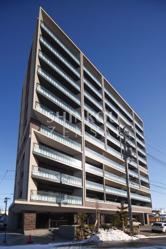 3LDK Condo in Kitakami Near JR Station with Premium Features - Thumbnail 2