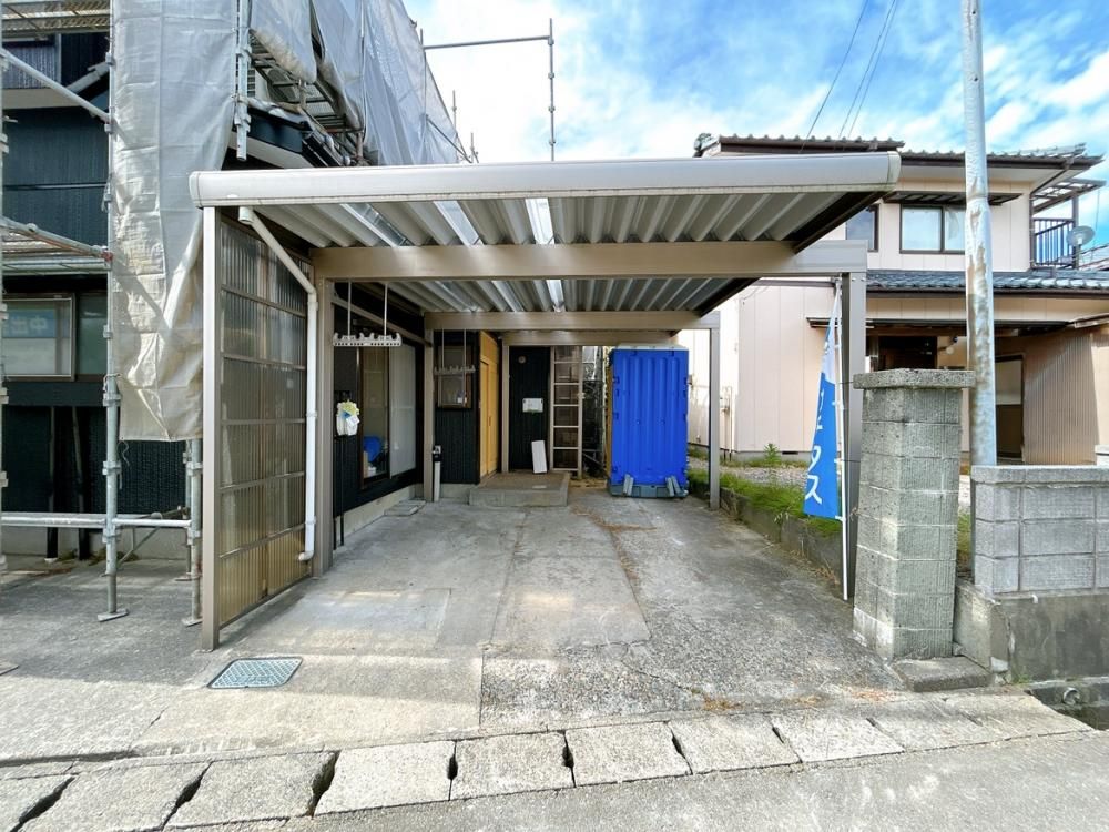 Renovated 3LDK House in Nishikan Ward Niigata with Parking - Image 1