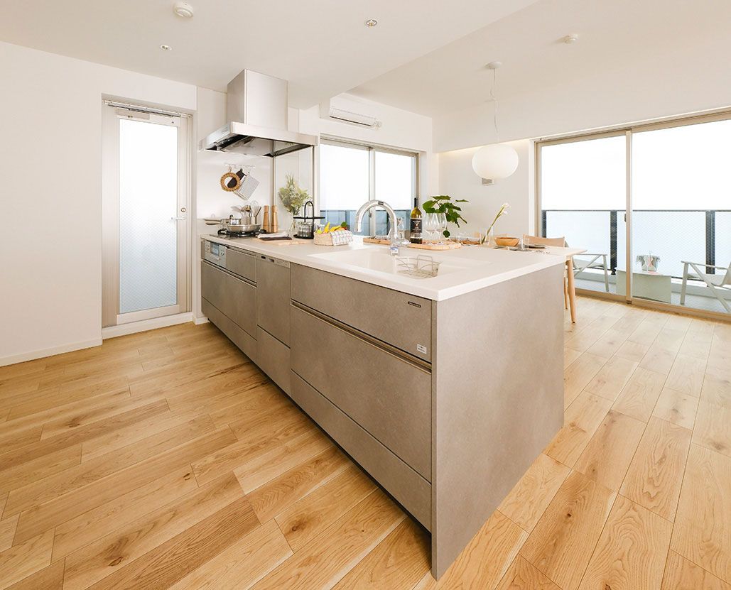 Le Grand Beppu The Central Luxe New Condo with Smart IoT Features - Thumbnail 4