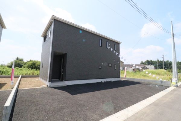 New 4-Bedroom House in Kasama, Ibaraki | 97.8m² - Thumbnail 2