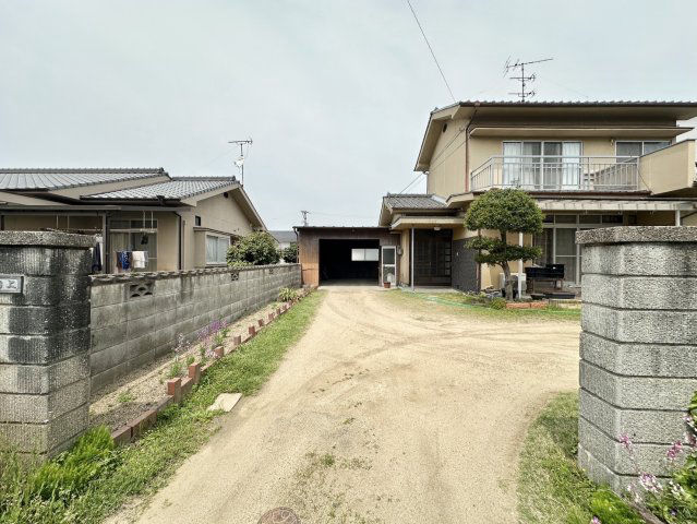 5DK House in Fukuyama with Retro Charm - Thumbnail 4