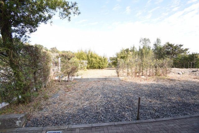 Land for Sale in Minamisatsuma, Kagoshima – 505 sqm - Thumbnail 3