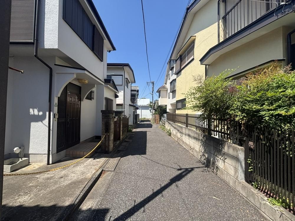 3LDK Detached House for Sale in Nerima, Tokyo - Thumbnail 2