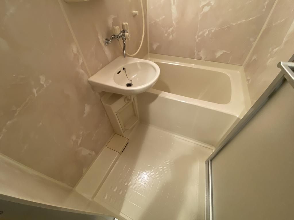 1LDK Apartment for Sale in Yuzawa, Niigata - 46m² - Thumbnail 4