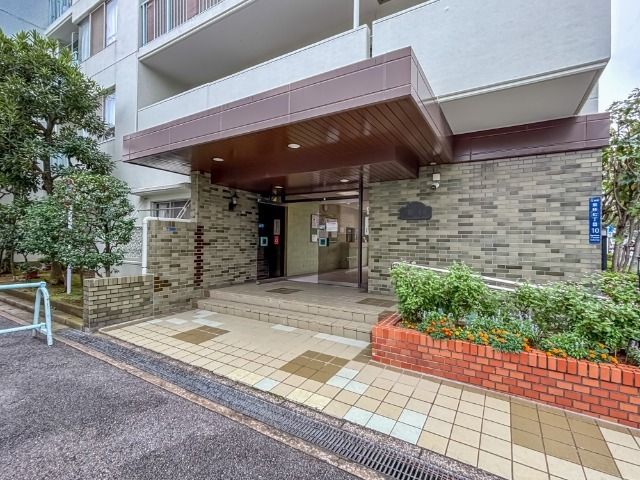 Renovated 3LDK Apartment in Koto Tokyo Near Minami-Sunamachi Station - Thumbnail 2