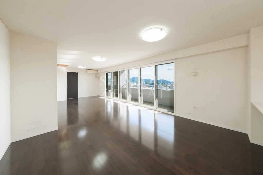 3LDK Apartment in Morioka with Panoramic City Views - Thumbnail 3