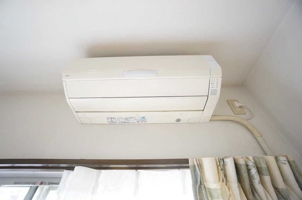 4LDK Corner Apartment in Kasugai with South Balcony - Thumbnail 2