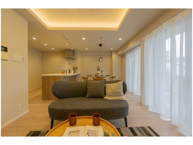 Renovated 3LDK Apartment for Sale in Meguro, Tokyo - Thumbnail 4