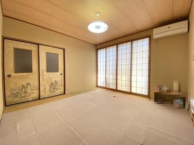 4LDK House for Sale in Yamatokoriyama, Nara Prefecture — Image 1, Yamatokoriyama, Nara