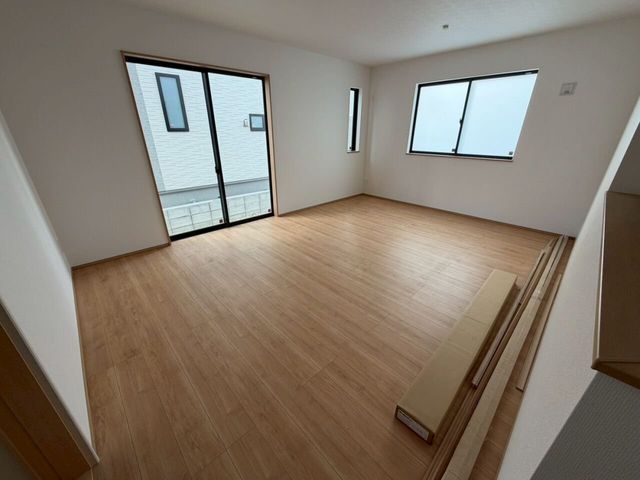 New 4LDK House in Naha, Okinawa with 2 Parking Spaces - Thumbnail 2