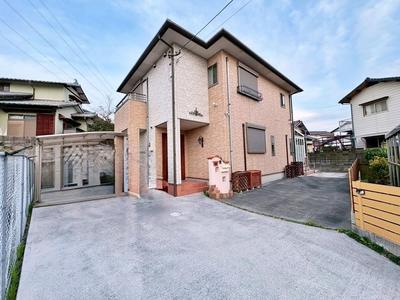 5LDK House for Sale in Uenoharu, Kitakyushu — Image 1, Yahatanishi, Fukuoka