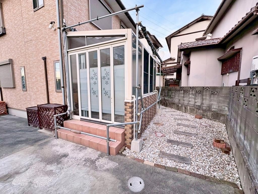5LDK House for Sale in Uenoharu, Kitakyushu - Thumbnail 2