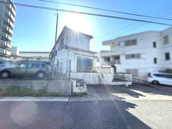 5-Bedroom House for Sale in Nagoya's Meito Ward - Thumbnail 2