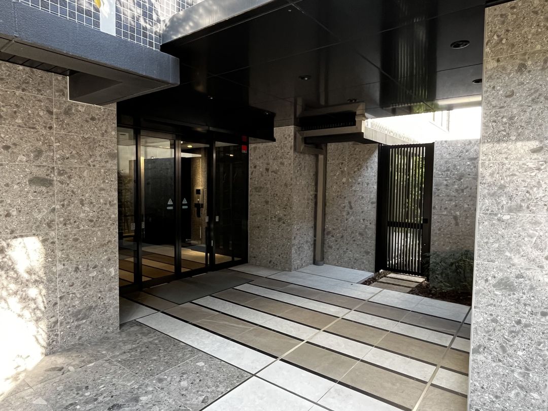 1LDK Apartment for Sale in Central Kumamoto near Tori-machi-suji Station - Thumbnail 3