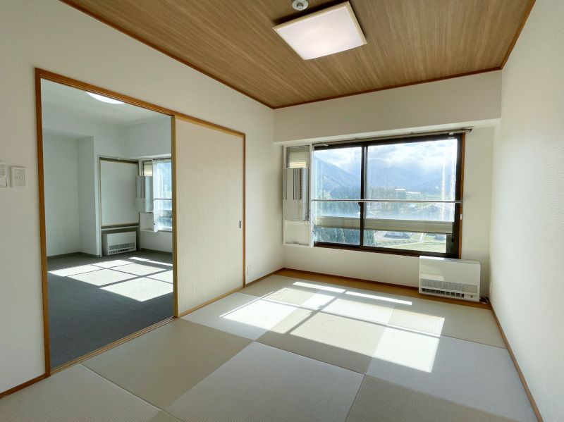 2DK Apartment for Sale in Yuzawa, Niigata - 52.5 sqm - Thumbnail 2