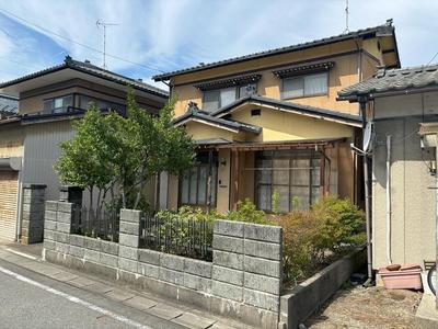 Spacious 6DK House in Murakami with Traditional Charm — Image 1, Murakami, Niigata