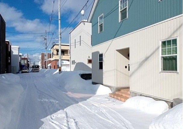 2019-built 4LDK house in Sapporo's Higashi Ward - Thumbnail 2