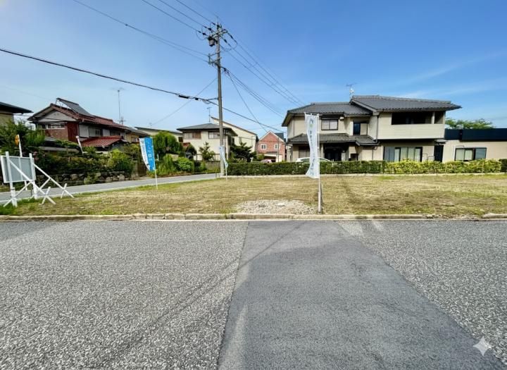 Build-to-Order Land in Nagahama, Shiga | Sekisui Heim Smart Heim Place - Thumbnail 3