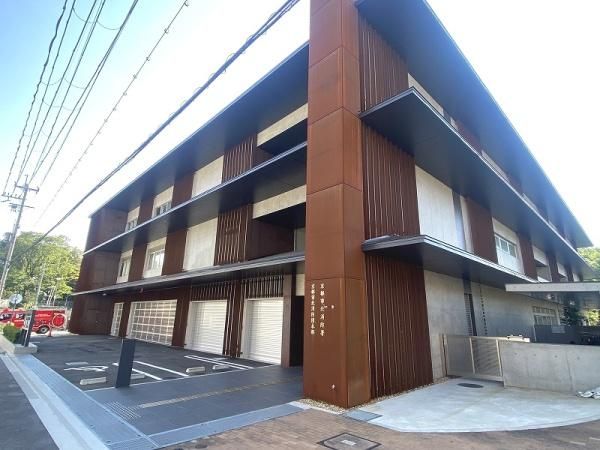 Land for Sale in Kita Ward, Kyoto - 33 Tsubo Plot with Old House - Thumbnail 2