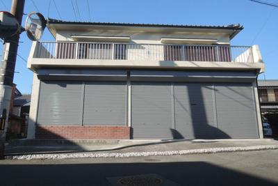 Renovated 3DK House with Shop Space in Niihama - 9.5M Yen — Image 1, Niihama, Ehime