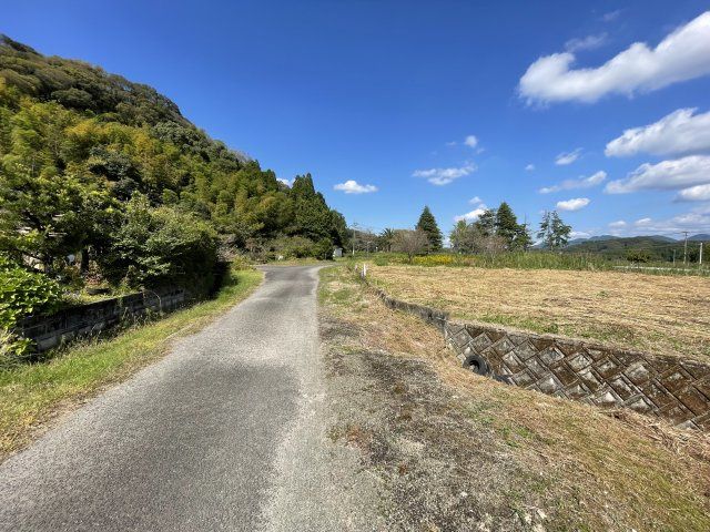 880 sqm Land for Sale in Satsumasendai, Kagoshima - Thumbnail 2