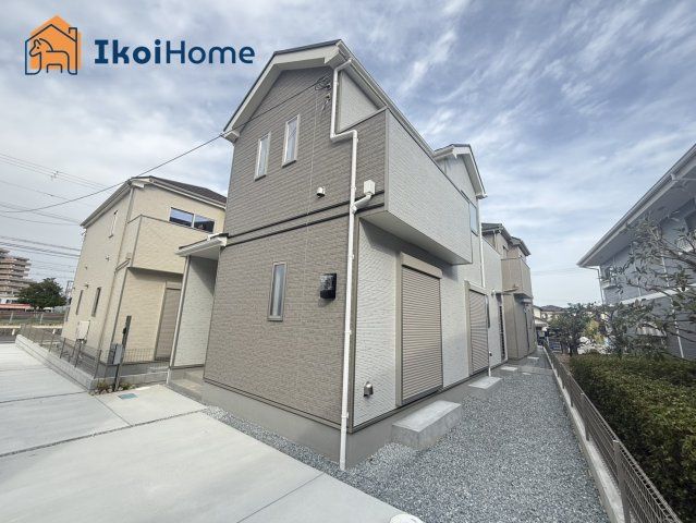 Newly Built 4LDK House in Akashi with 2-Car Parking - Thumbnail 4