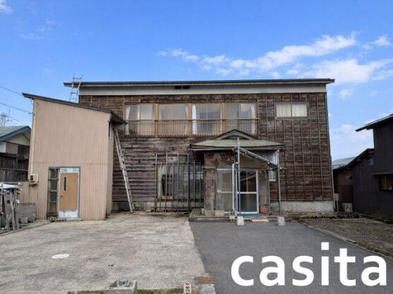 Spacious 6LDK House for Sale in Daisen, Akita - Image 1