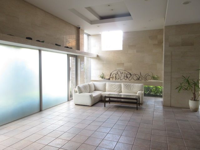 Servas Marugame Ekimae 3LDK Apartment for Sale - Thumbnail 4