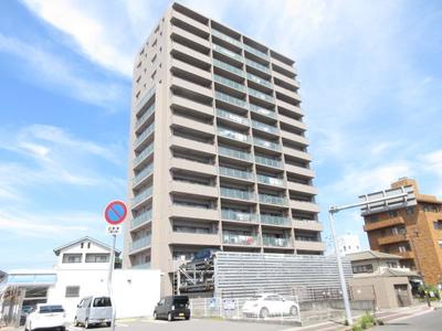 Servas Marugame Ekimae 3LDK Apartment for Sale — Image 1, Marugame, Kagawa