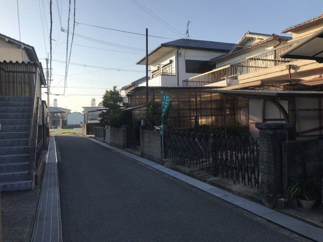 3DK House for Sale in Wakayama City's Awa District - Thumbnail 2