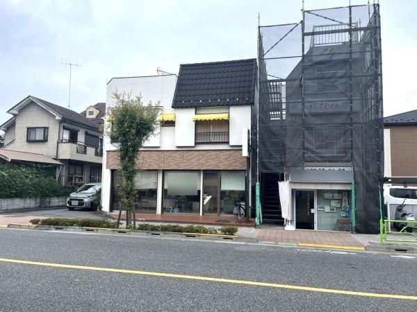 Roadside Shop House in Fussa City Tokyo - 4DK Property - Thumbnail 3
