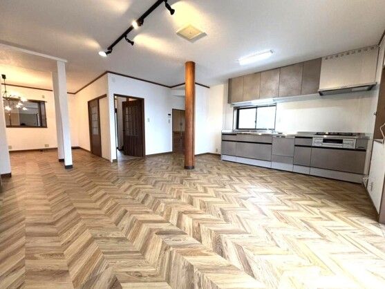Renovated 4LDK Ocean View House in Yawatahama, Ehime - Thumbnail 3