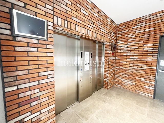 Grand Palace Furuichi 14F 3LDK Apartment in Habikino - Thumbnail 3