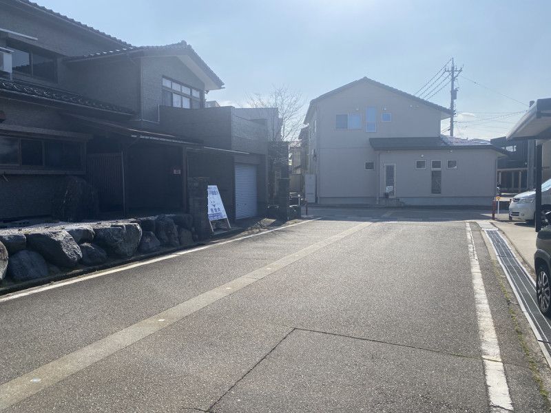 7DK House for Sale in Toyama City, Nakajima - 164 sqm - Thumbnail 2