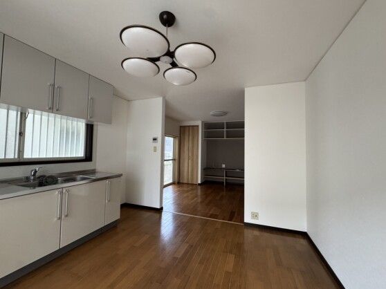 Renovated 4LDK House for Sale in Higashimiyoshi, Tokushima - Thumbnail 2