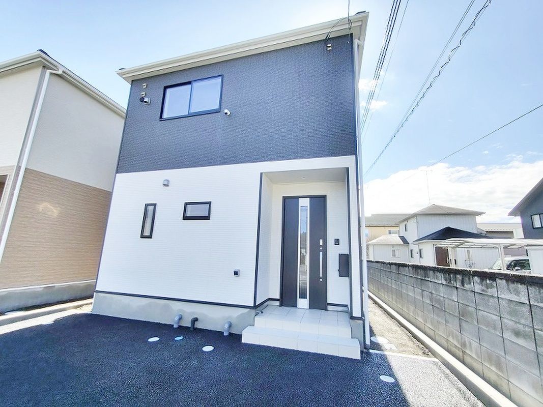 New 4LDK House in Kanuma, Tochigi with Seismic Damping - Thumbnail 2