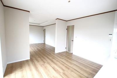 Used detached house Kekachi, Iwasaki-cho, Nisshin City | Nisshin City, 10 minutes by bus from Nisshin Station on the Meitetsu Toyota Line Get off at "City Hall" Used detached house (Property number: 0149629-0000050) — Image 4, Nisshin, Aichi