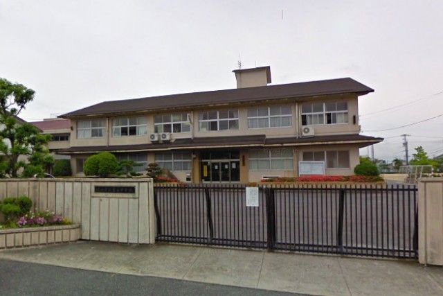 5SLDK House for Sale in Minato, Okayama City - 358.48m² - Thumbnail 3