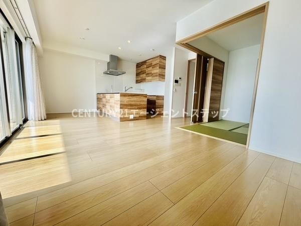Lexia Miyazaki River Terrace 7F - 3LDK Apartment for Sale - Thumbnail 3