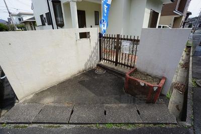 Hikarigaoka 4-chome, Munakata City | Used detached house in Munakata City, 3.7km from JR Kagoshima Main Line Togo Station (Property number: 0143521-0002721) — Image 4, Munakata, Fukuoka