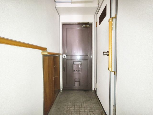 Second Higashiyama Heights 3DK Apartment for Sale in Nagoya - Thumbnail 2