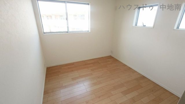 5LDK House in Himeji with 4 Parking Spaces - Thumbnail 4