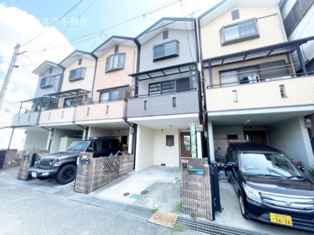 Refurbished 4LDK House in Amagasaki Near Sonoda Station - Thumbnail 2