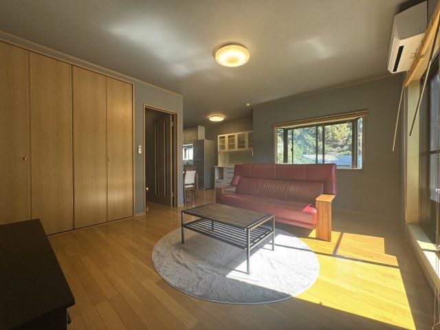 4LDK Detached House for Sale in Yokosuka, Kanagawa - Thumbnail 3