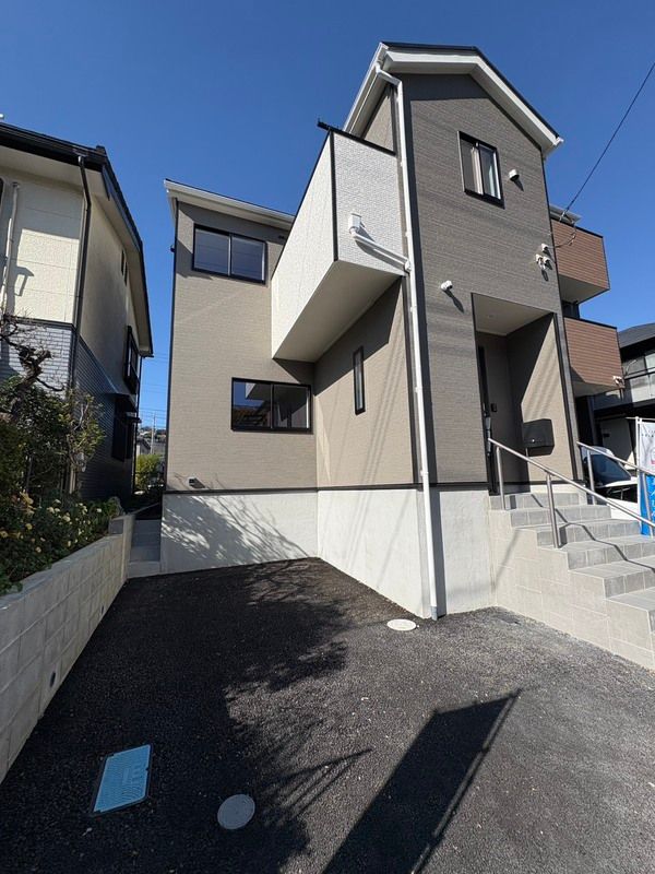 New 3LDK Detached House in Iruma, Saitama - Bright & Spacious - Thumbnail 2