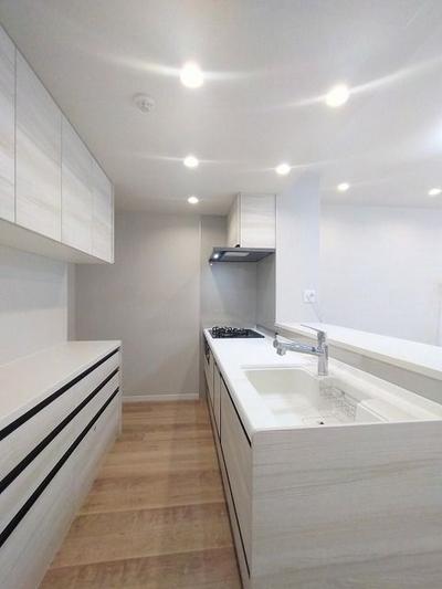 3LDK Apartment in Iruma City Near Motokaji Station — Image 2, Iruma, Saitama