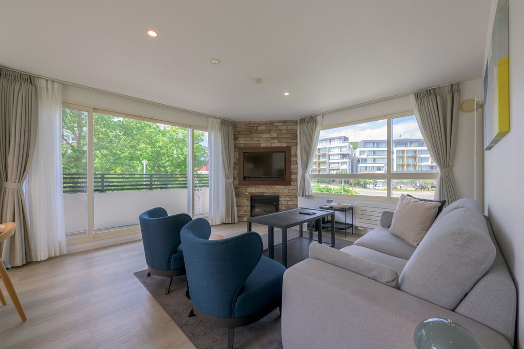 Freshwater 301: Renovated 2BR Apartment in Niseko Hirafu - Thumbnail 4