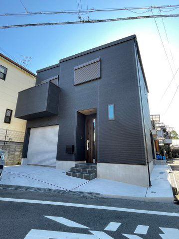 Modern 1LDK House in Tondabayashi, Osaka — Image 1, Tondabayashi, Osaka